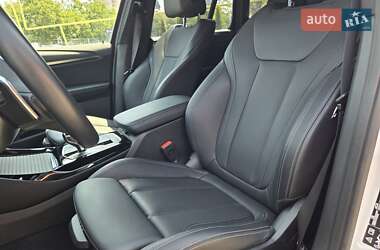 Внедорожник / Кроссовер BMW X3 2022 в 