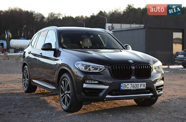 Позашляховик / Кросовер BMW X3 2019 в 