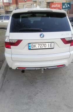Внедорожник / Кроссовер BMW X3 2010 в 