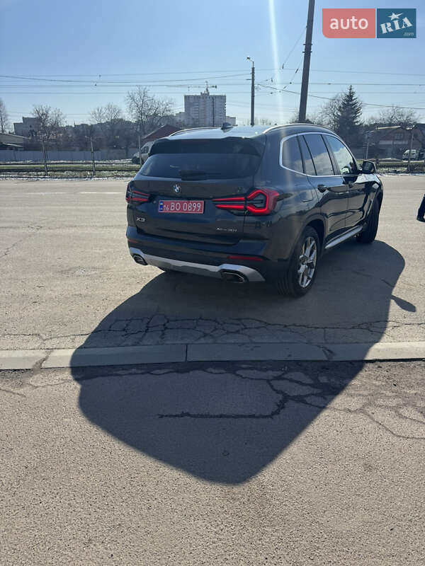 Внедорожник / Кроссовер BMW X3 2023 в Харькове