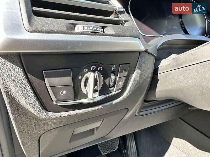 Внедорожник / Кроссовер BMW X3 2022 в Киеве