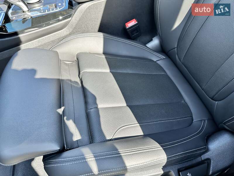 Внедорожник / Кроссовер BMW X3 2022 в Киеве