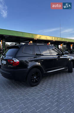 Позашляховик / Кросовер BMW X3 2004 в 