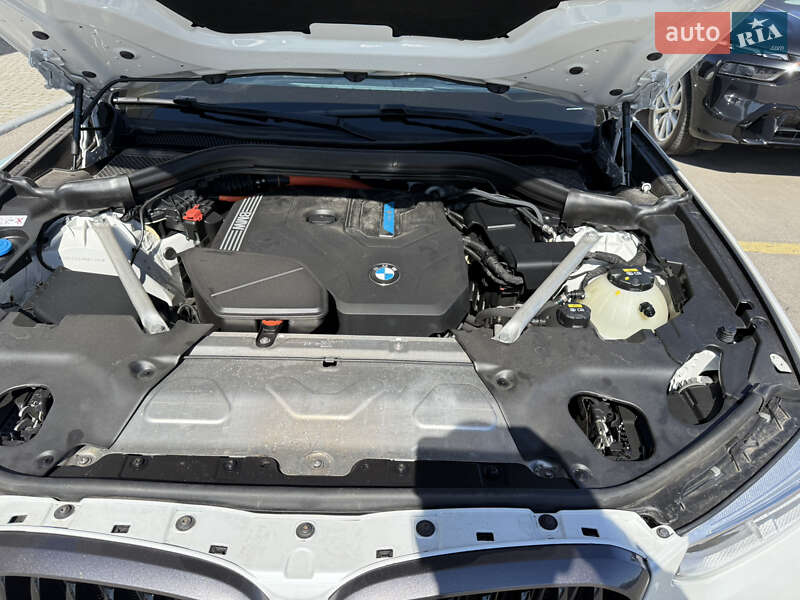 Внедорожник / Кроссовер BMW X3 2020 в Киеве