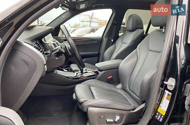 Позашляховик / Кросовер BMW X3 2018 в 