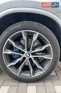 Внедорожник / Кроссовер BMW X3 2018 в 
