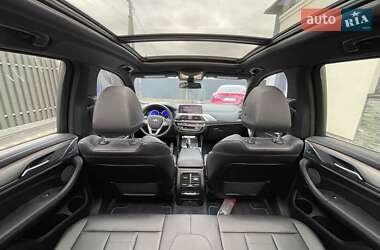 Внедорожник / Кроссовер BMW X3 2018 в 