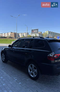 Внедорожник / Кроссовер BMW X3 2004 в 