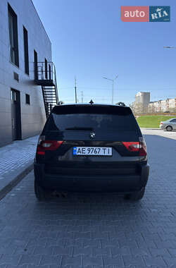 Внедорожник / Кроссовер BMW X3 2004 в 