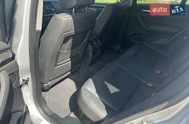 Внедорожник / Кроссовер BMW X3 2015 в 