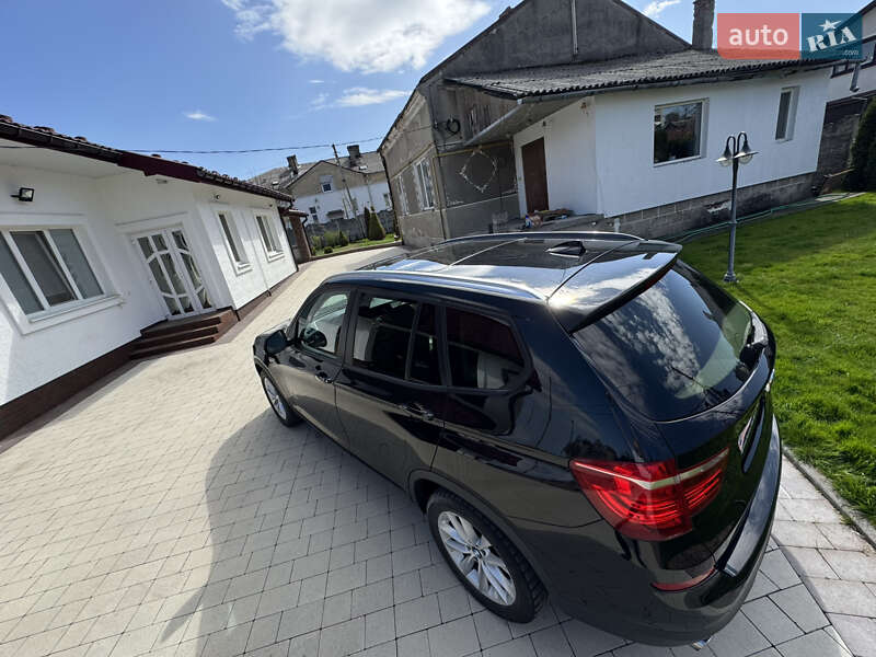 Внедорожник / Кроссовер BMW X3 2017 в Золочеве