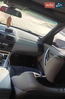 Внедорожник / Кроссовер BMW X3 2004 в Николаеве