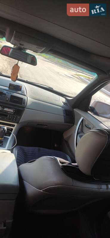 Внедорожник / Кроссовер BMW X3 2004 в Николаеве