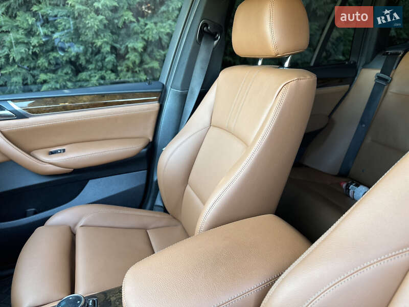 Внедорожник / Кроссовер BMW X3 2014 в Одессе