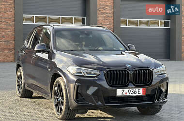 Позашляховик / Кросовер BMW X3 2021 в 