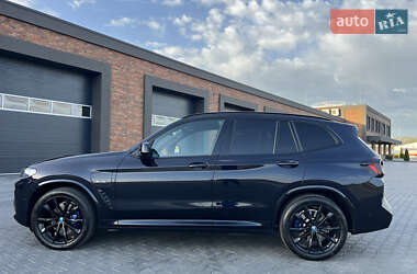 Позашляховик / Кросовер BMW X3 2021 в 