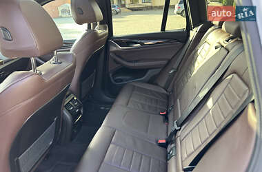 Внедорожник / Кроссовер BMW X3 2019 в 