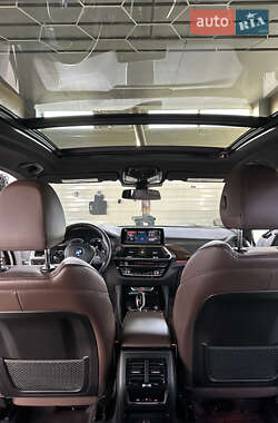 Внедорожник / Кроссовер BMW X3 2019 в 