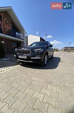 Внедорожник / Кроссовер BMW X3 2018 в 