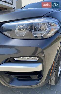 Внедорожник / Кроссовер BMW X3 2018 в 