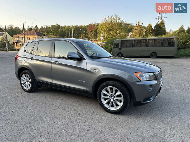 Внедорожник / Кроссовер BMW X3 2012 в 