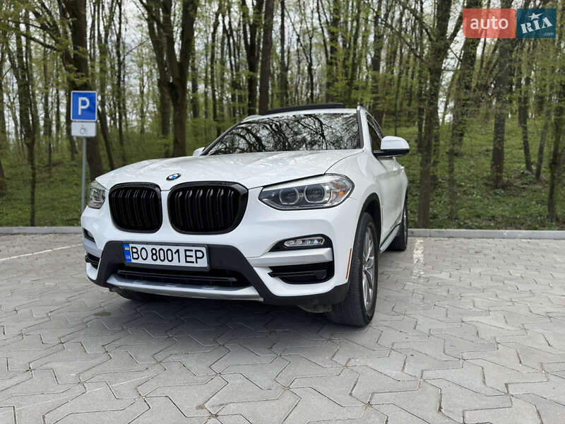 Внедорожник / Кроссовер BMW X3 2019 в Тернополе