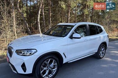 Позашляховик / Кросовер BMW X3 2022 в 