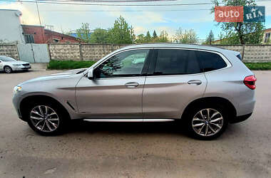 Внедорожник / Кроссовер BMW X3 2018 в 