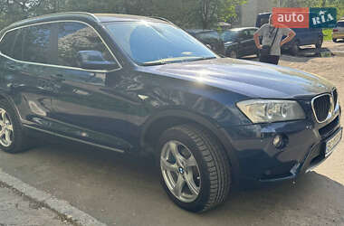 Позашляховик / Кросовер BMW X3 2011 в 