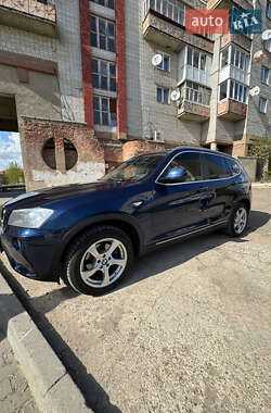 Позашляховик / Кросовер BMW X3 2011 в 