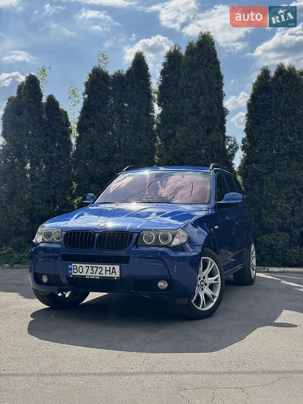 Позашляховик / Кросовер BMW X3 2010 в 