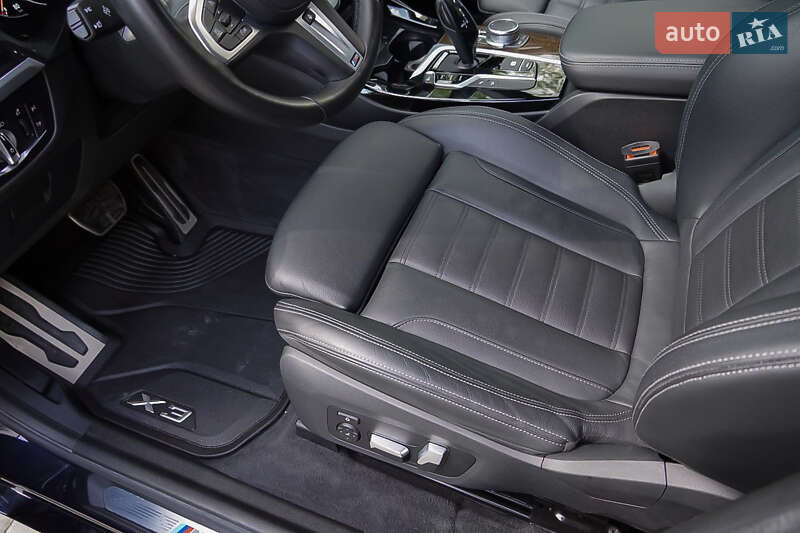 Внедорожник / Кроссовер BMW X3 2018 в Луцке