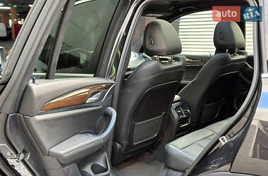 Позашляховик / Кросовер BMW X3 2023 в 
