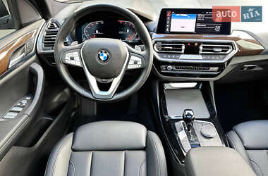 Позашляховик / Кросовер BMW X3 2023 в 