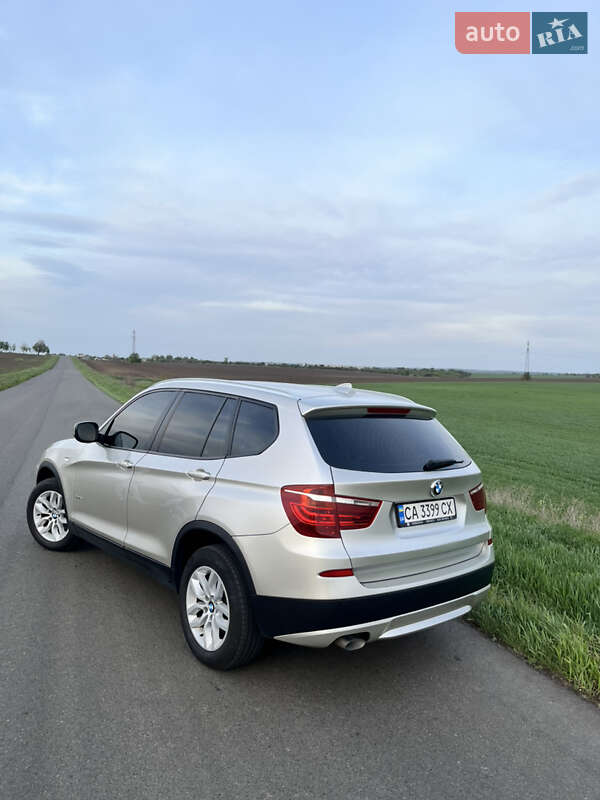 Внедорожник / Кроссовер BMW X3 2013 в Черкассах