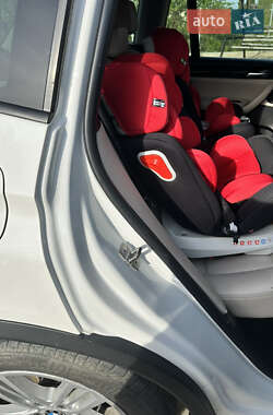 Позашляховик / Кросовер BMW X3 2012 в 