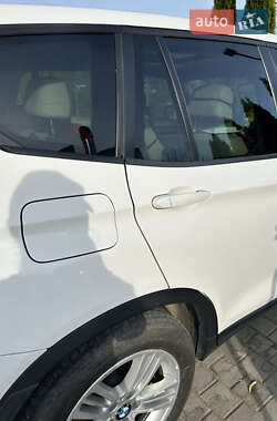 Позашляховик / Кросовер BMW X3 2012 в 