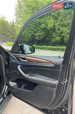 Внедорожник / Кроссовер BMW X3 2020 в 