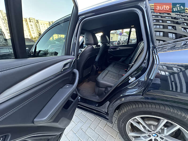 Позашляховик / Кросовер BMW X3 2018 в Львові