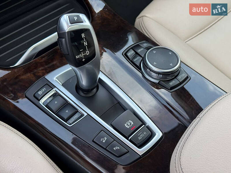 Внедорожник / Кроссовер BMW X3 2016 в Киеве