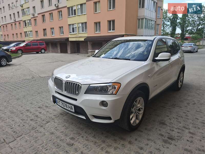 Позашляховик / Кросовер BMW X3 2012 в 