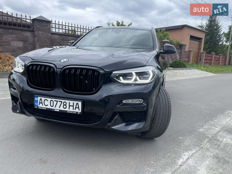 Внедорожник / Кроссовер BMW X3 2018 в Луцке