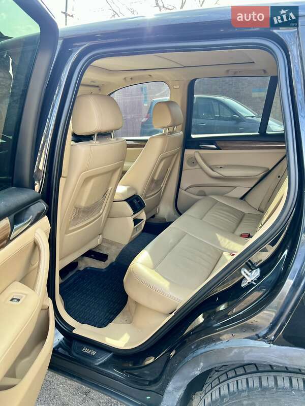 Внедорожник / Кроссовер BMW X3 2011 в Киеве
