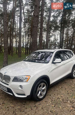 Позашляховик / Кросовер BMW X3 2011 в 