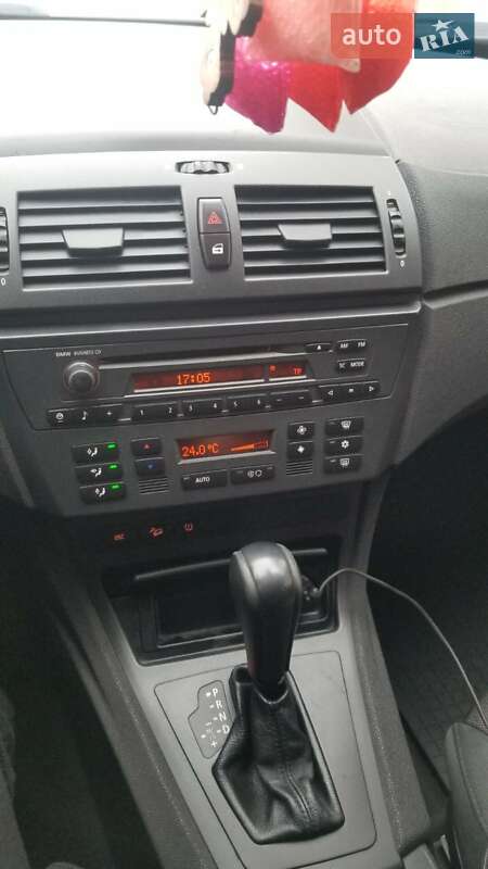 Позашляховик / Кросовер BMW X3 2004 в Ужгороді