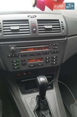 Внедорожник / Кроссовер BMW X3 2004 в 