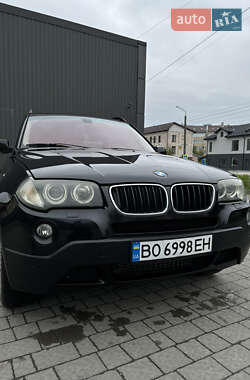 Позашляховик / Кросовер BMW X3 2008 в 