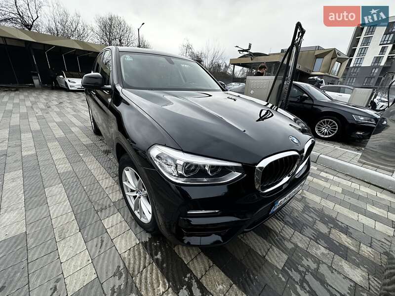Позашляховик / Кросовер BMW X3 2018 в Ужгороді