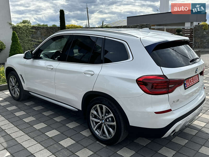 Внедорожник / Кроссовер BMW X3 2018 в Стрые