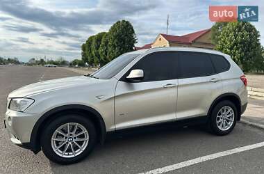 Позашляховик / Кросовер BMW X3 2011 в 